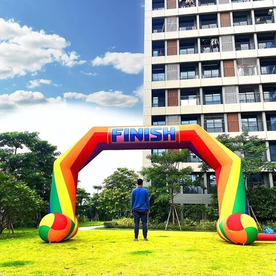 Fábrica por atacado Logotipo personalizado Marca Five Sides Arco Inflável Barato Arco-Íris Inflável para Eventos