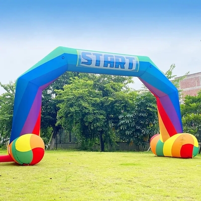 Fábrica por atacado Logotipo personalizado Marca Five Sides Arco Inflável Barato Arco-Íris Inflável para Eventos