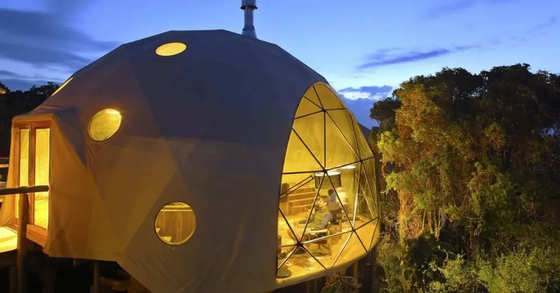 Novo design 4 a 10 pessoas 850g tecido de PVC Glamping Dome Sala luxuosa Tendas