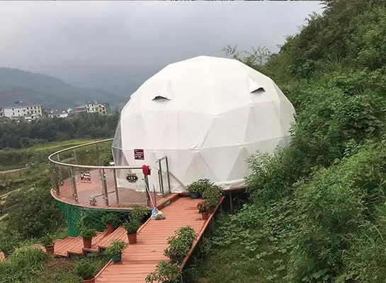 Localização de luxo Igloo Glamping tenda geodésica de cúpula