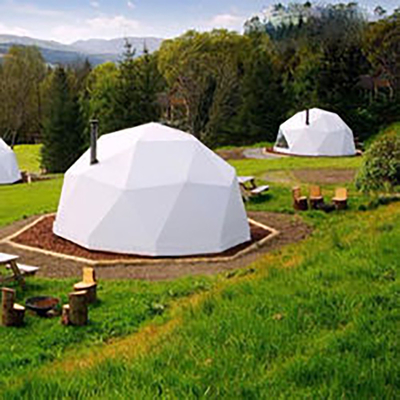 Grande luxo transparente e inflável, tenda de cúpula, festa, acampamento no deserto