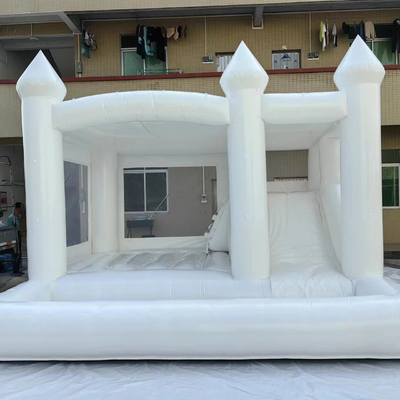 Casa de salto comercial de PVC Castelo inflável com escorrega para crianças