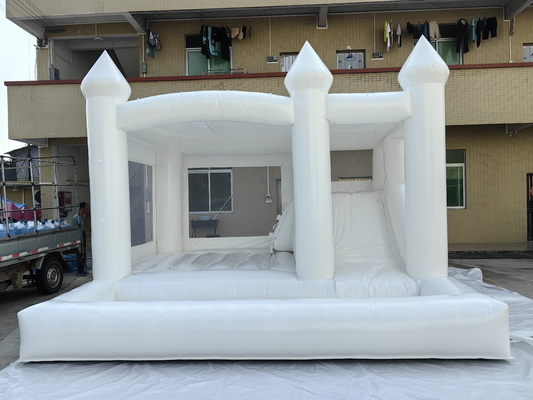 Casa de salto comercial de PVC Castelo inflável com escorrega para crianças