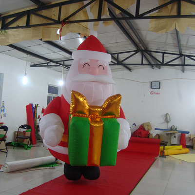 Bestseller Gigante personalizado inflável Pai Natal personagens publicitários inflável homem de Natal em várias formas à venda